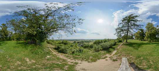Janowiec – widok ze skarpy z panoramą Wisły